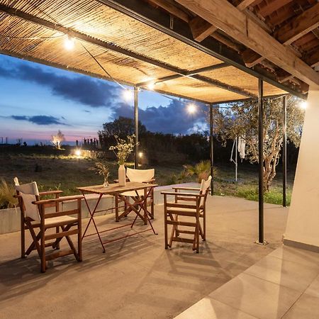 House On The Sand Close To Olympia Katakolo Exterior photo