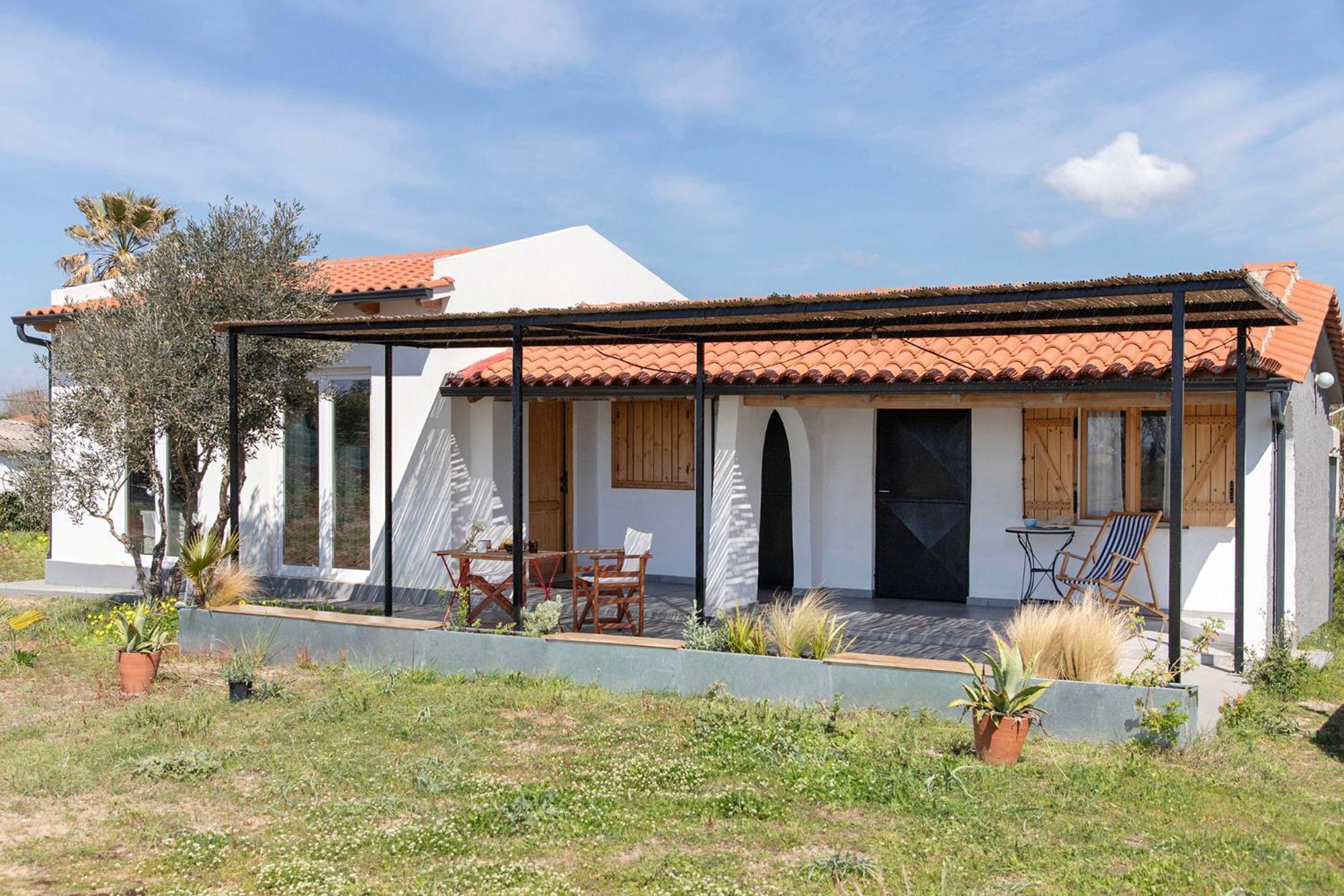 House On The Sand Close To Olympia Katakolo Exterior photo